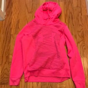 Under Armuor Pullover Large, Used/smokefree home
